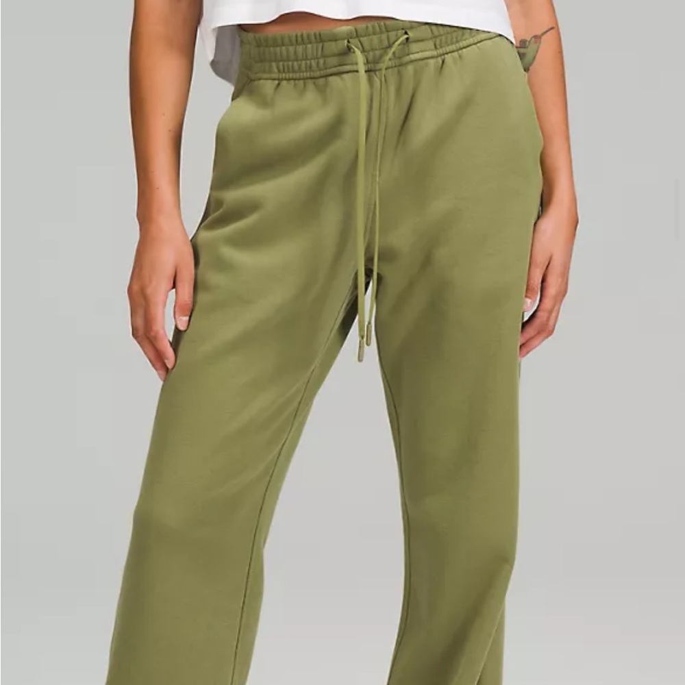 Loungeful Straight Leg Pant